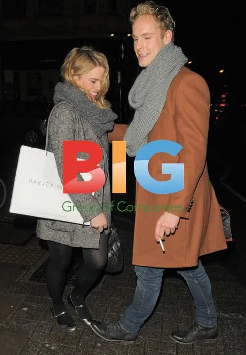 Pregnant Billie Piper Leaves Almeida Theatre