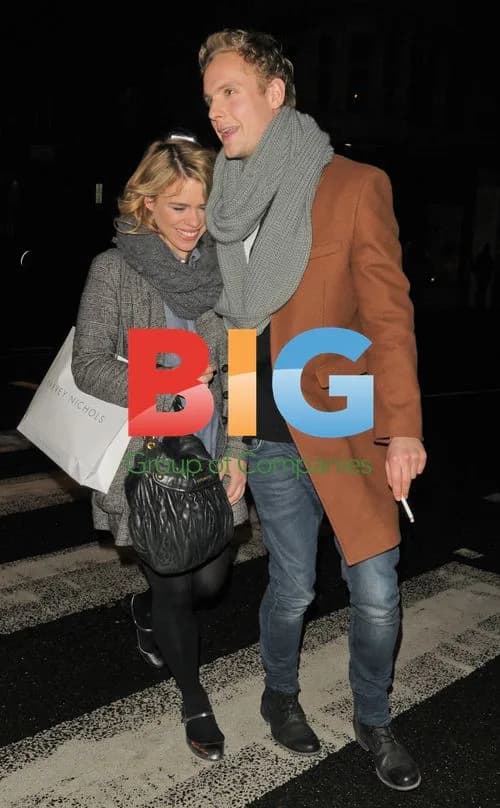 Pregnant Billie Piper Leaves Almeida Theatre