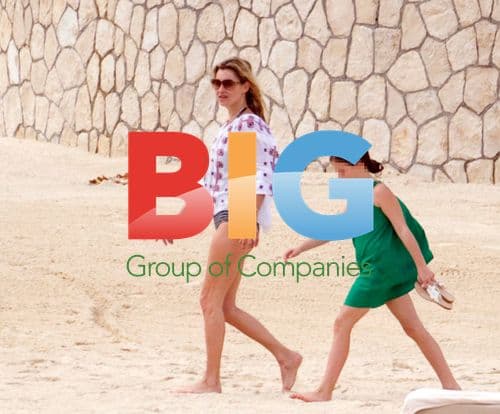 Kate Moss and daughter Lila on Caribbean holiday