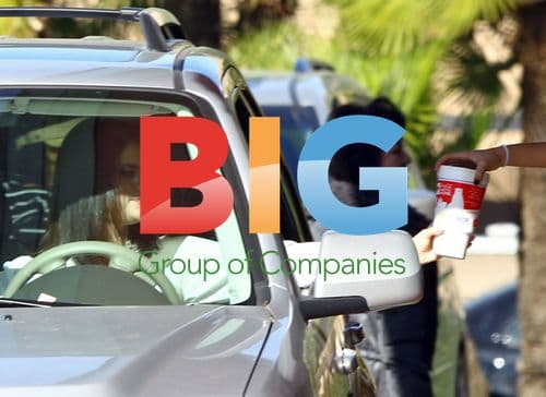 Selena Gomez grabs food, gas before visiting Bieber