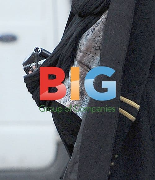 Pregnant Michelle Heaton at Hair Salon