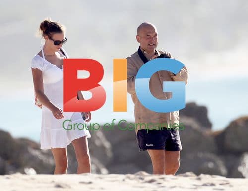 Gregg Wallace Photographs Wife Heidi Brown on Caribbean Vacation