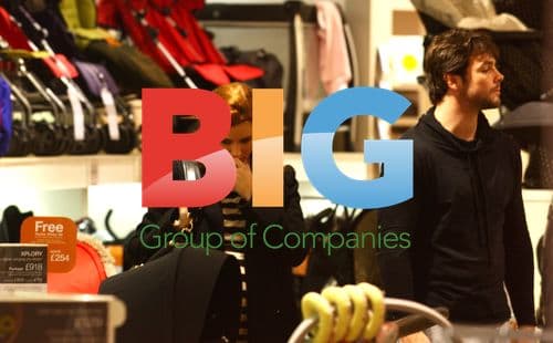 Una Healy and Ben Foden shopping