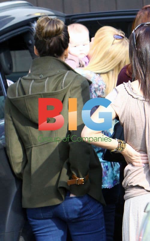 Jessica Alba with daughters in Santa Monica