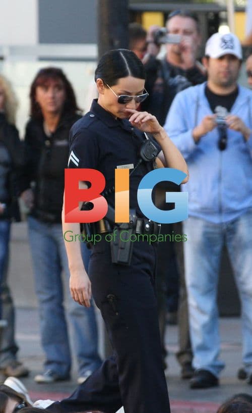 Lucy Liu on Southland set