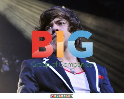 One Direction Perform in Glasgow