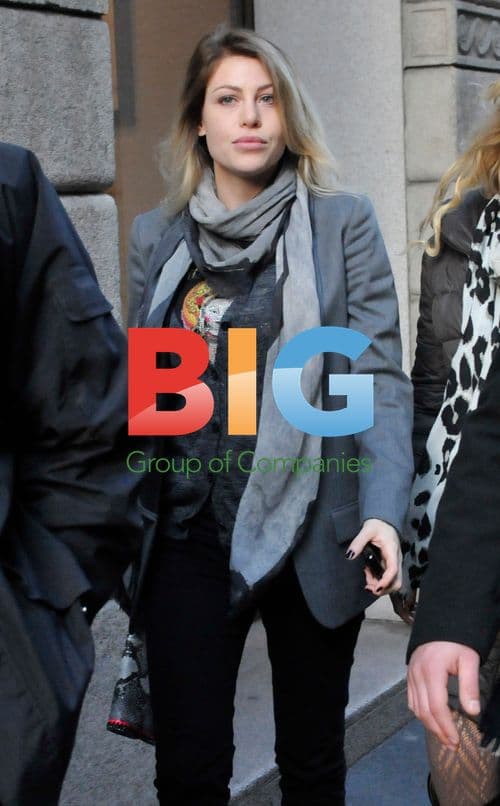Barbara Berlusconi Shopping in Milan