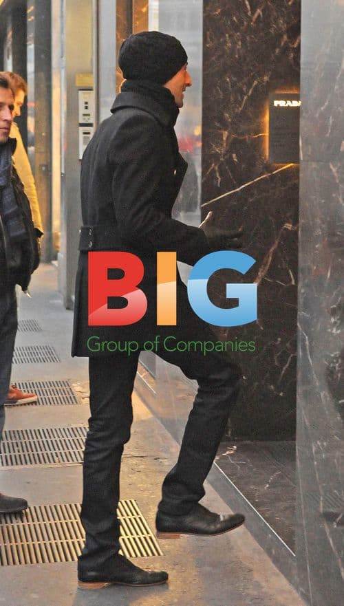 Adrian Brody Shopping at Prada Milan