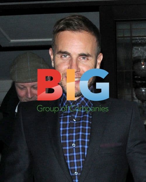 Gary Barlow Enjoys Night Out With Wife in London