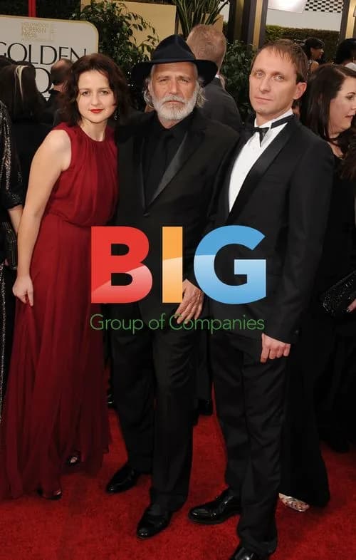 Zana Marjanovic, Vanessa Glodjo, Rade Serbedzija, and Goran Kostic at Golden Globes