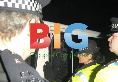 Dane Bowers Attacking Photographer