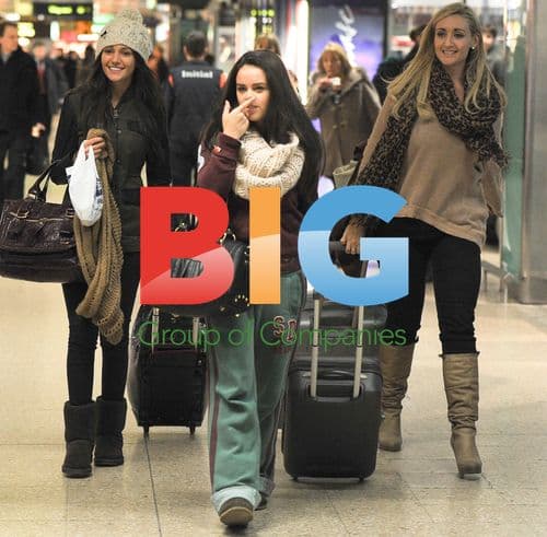 Coronation Street stars arrive for NTA