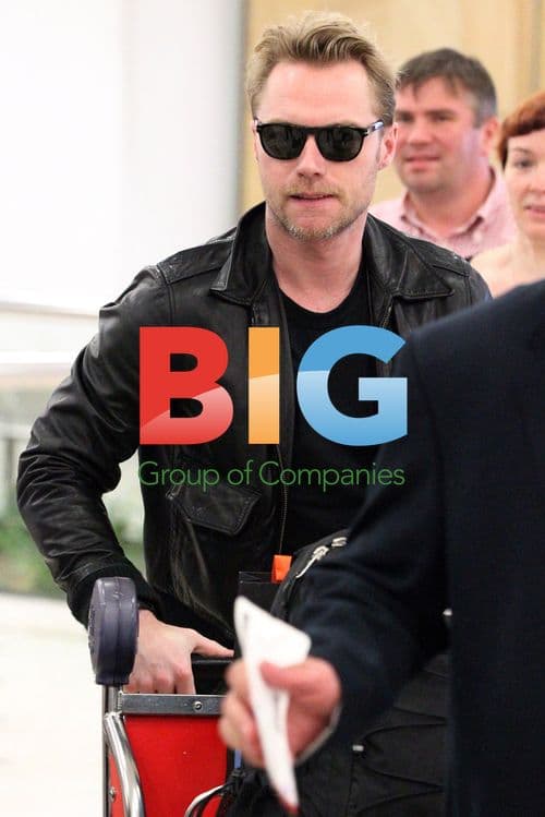 Ronan Keating Arrives at Sydney Airport