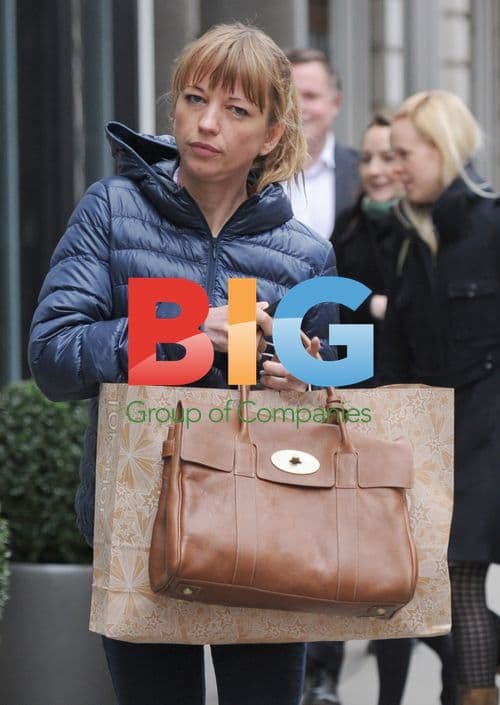 Sara Cox Shopping in London