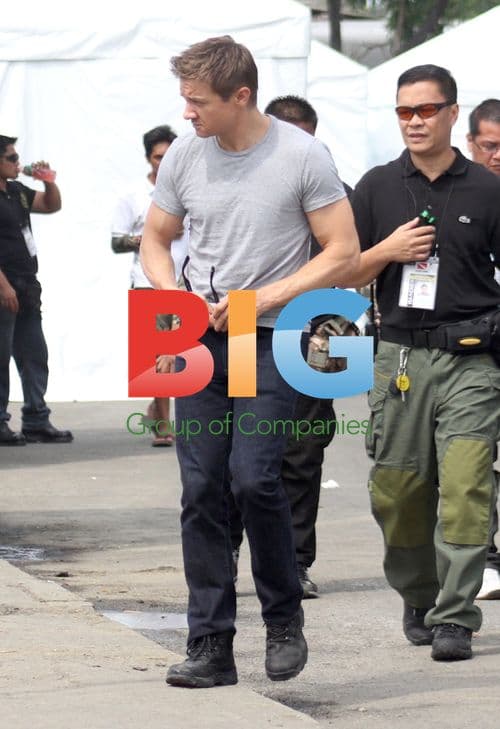 Jeremy Renner on 'The Bourne Legacy' Set