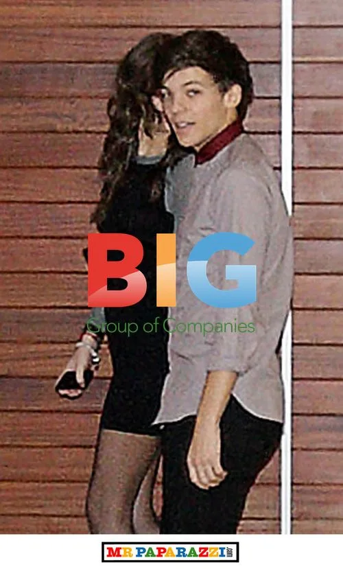 Louis Tomlinson Enters Belfast Nightclub