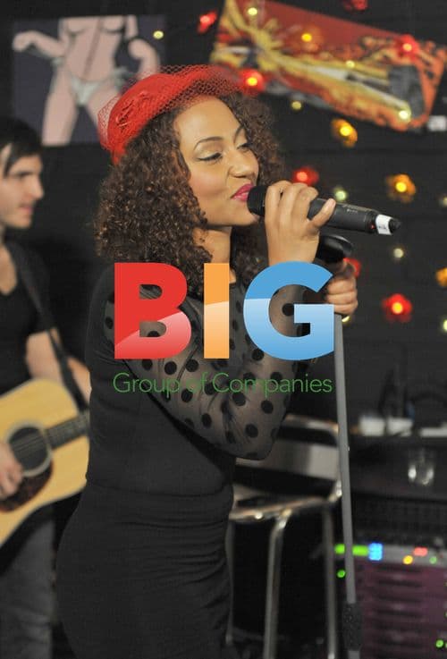 Kyra at pre-Brit Awards dinner