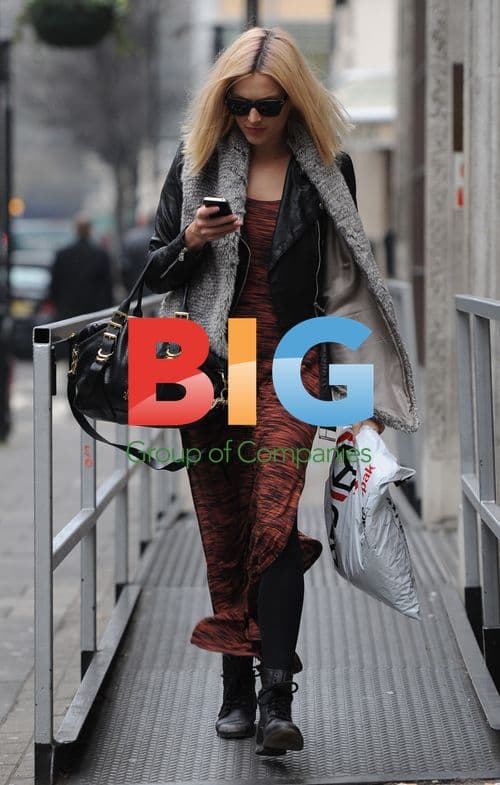 Fearne Cotton Leaves BBC Radio 1 Studios