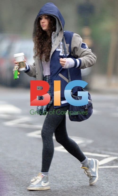 Eliza Dolittle Shopping in London