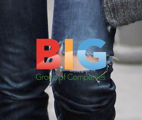 Blake Lively on Gossip Girl set