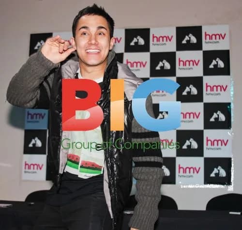 Big Time Rush Signs New Album at HMV