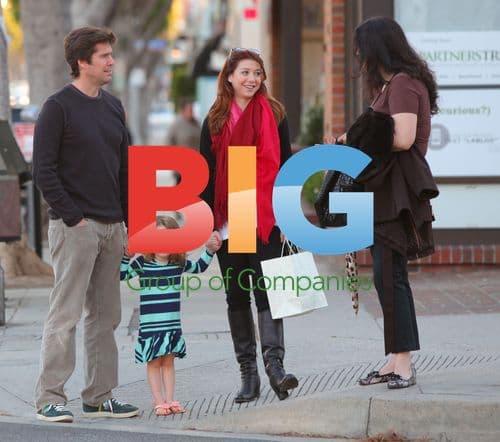 Alyson Hannigan and family shopping