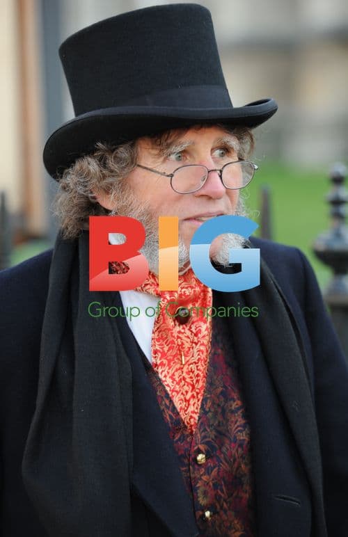 Tribute to Charles Dickens in London