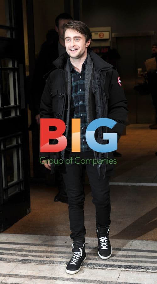 Daniel Radcliffe Leaving Radio Studios