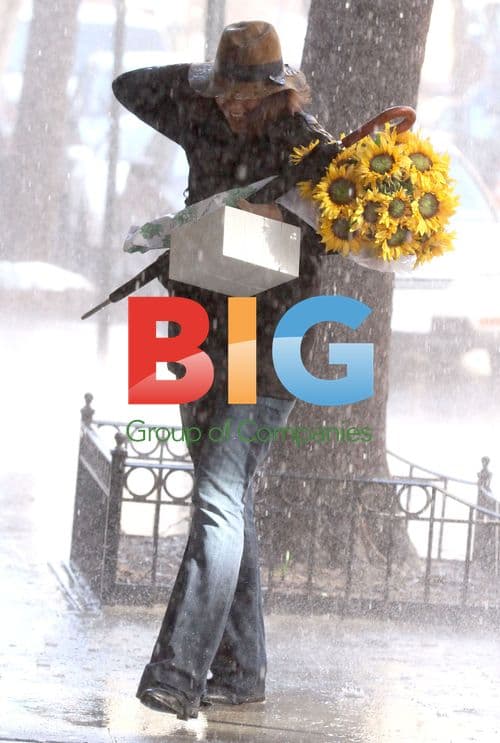 Maggie Gyllenhaal and Ewan McGregor on "The Corrections" Set