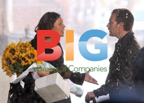 Maggie Gyllenhaal and Ewan McGregor on "The Corrections" Set