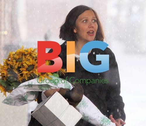 Gyllenhaal and McGregor on "The Corrections" set