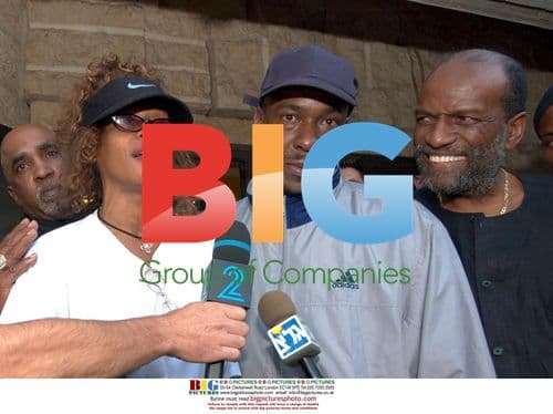 Whitney Houston and Bobby Brown at Ben Gurion Airport