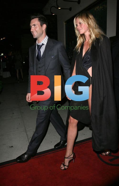 Adam Levine and Anne Vyalitsyna Leaving Mastros Steakhouse