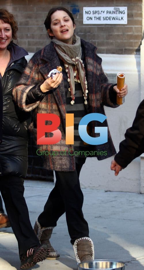 Marion Cotillard on set of 'Low Life'