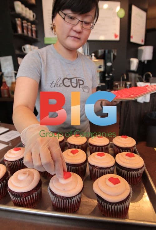 Preparations for Valentine's Day in St. Louis