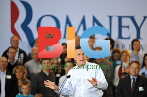 Mitt Romney Speaks at Rally in Mesa, Arizona