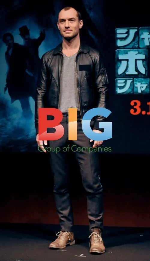 Jude Law attends 'Sherlock Holmes' press conference in Tokyo