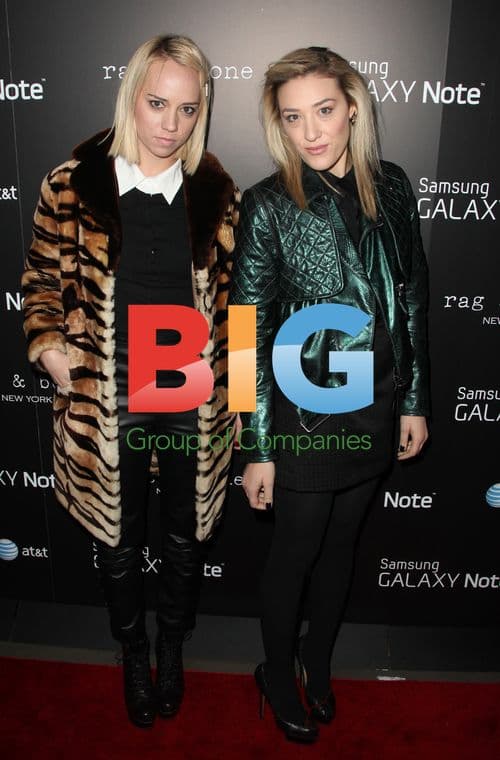 Caitlin Moe and DJ Mia Moretti at Samsung Galaxy Fashion party