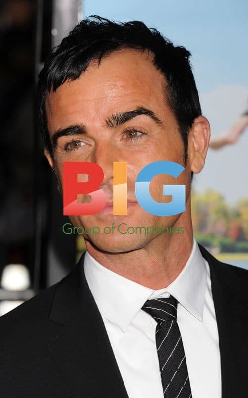 Justin Theroux at 'Wanderlust' premiere
