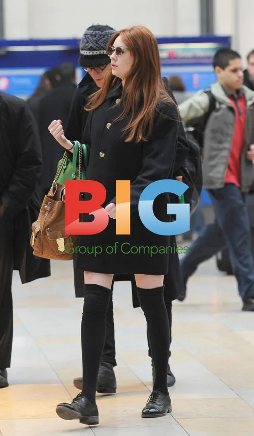 Matt Smith and Karen Gillan spotted at London station