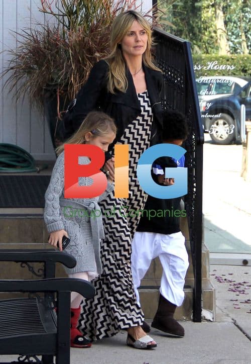 Heidi Klum with kids to karate class