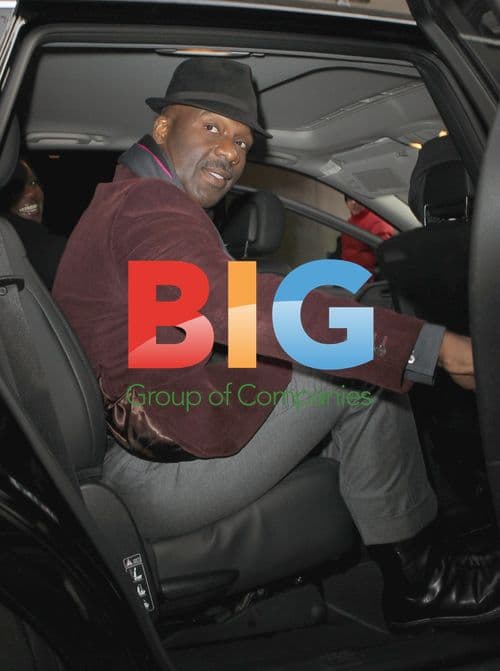 BeBe Winans Gets Into Car in NYC