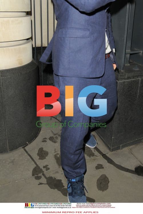 Ed Sheeran caught short at BRITs party