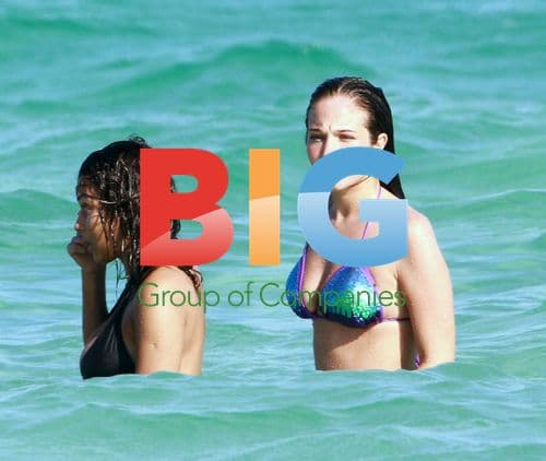Tulisa Contostavlos Enjoys Beach Day in Miami