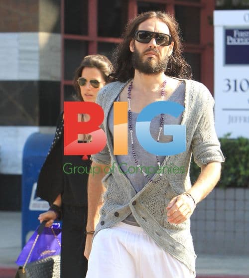 Russell Brand and Oriela Medellin Shopping
