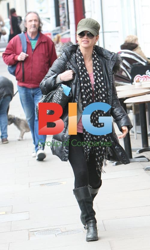 Sarah Harding Spotted with Vita Coco