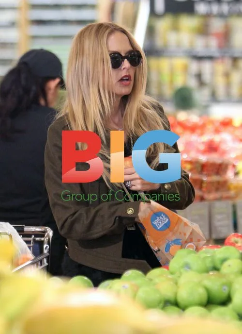 Rachel Zoe at Whole Foods, LA