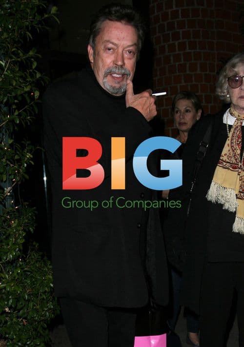 Tim Curry Dining at Mr. Chows