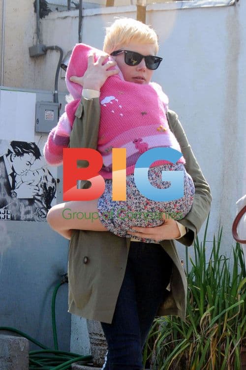 Busy Phillips and Michelle Williams with daughter Matilda