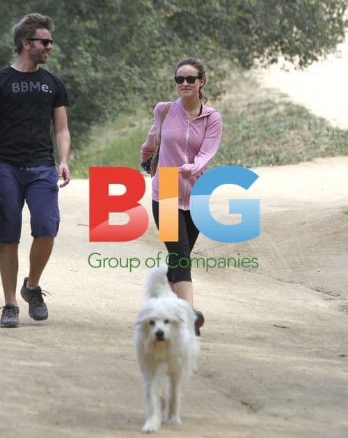 Olivia Wilde Takes Dog for Walk in Hollywood Hills